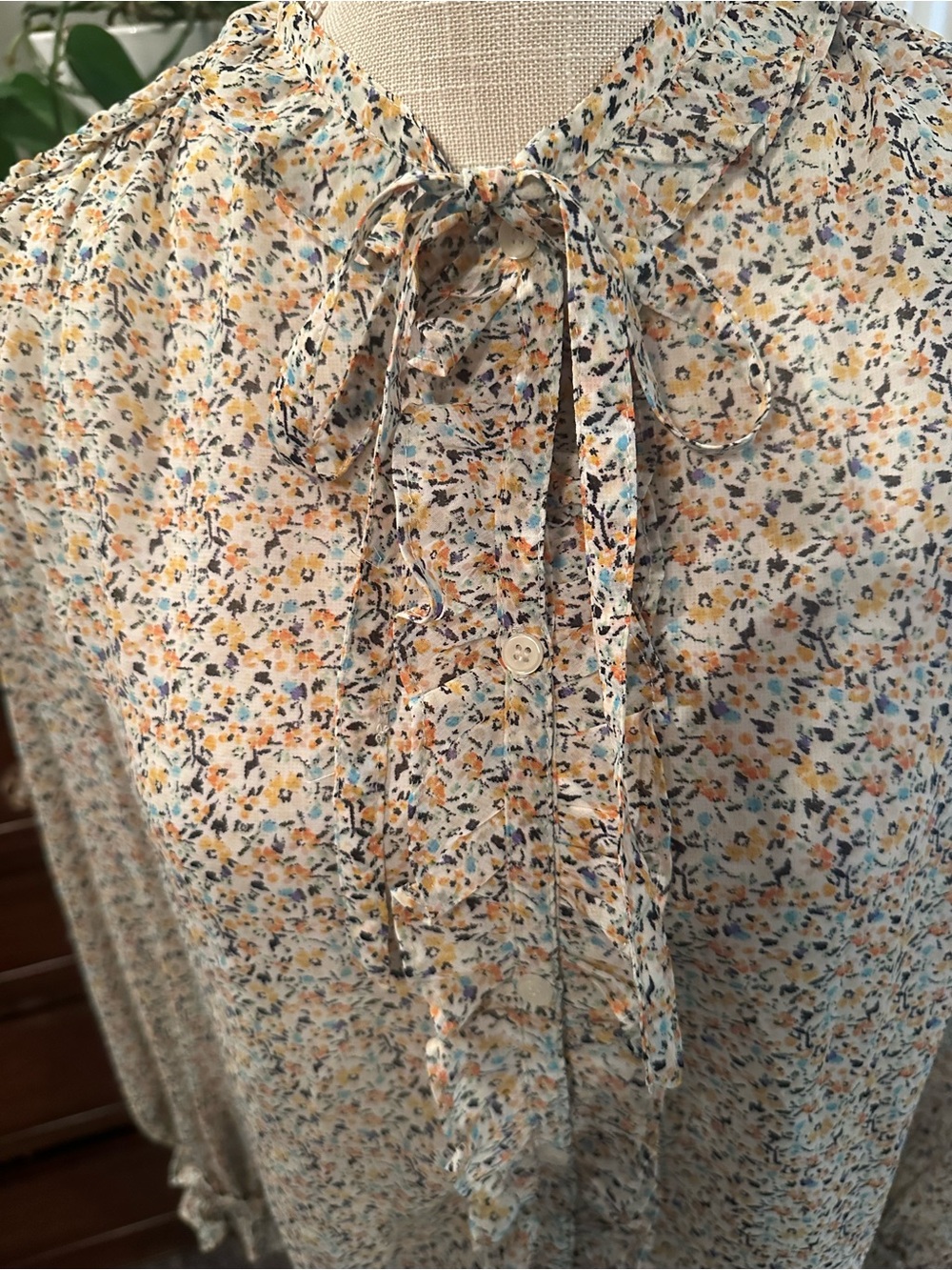 Chelsea & Violet Floral Tie-Neck Blouse in Cream with Yellow and Blue Flecks